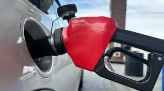 Атака російських сил на автозаправочні станції в Запоріжжі: постраждало п’ять людей 381