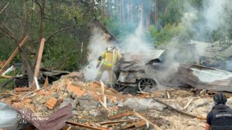 10 загиблих на виставці озброєння: Росія вдарила по полігону під Києвом 91