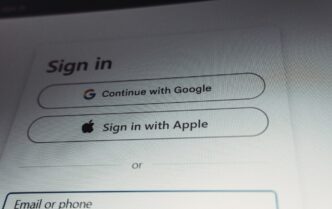 Цифровий збій у Росії: недоступні GitHub, Google та Apple 61