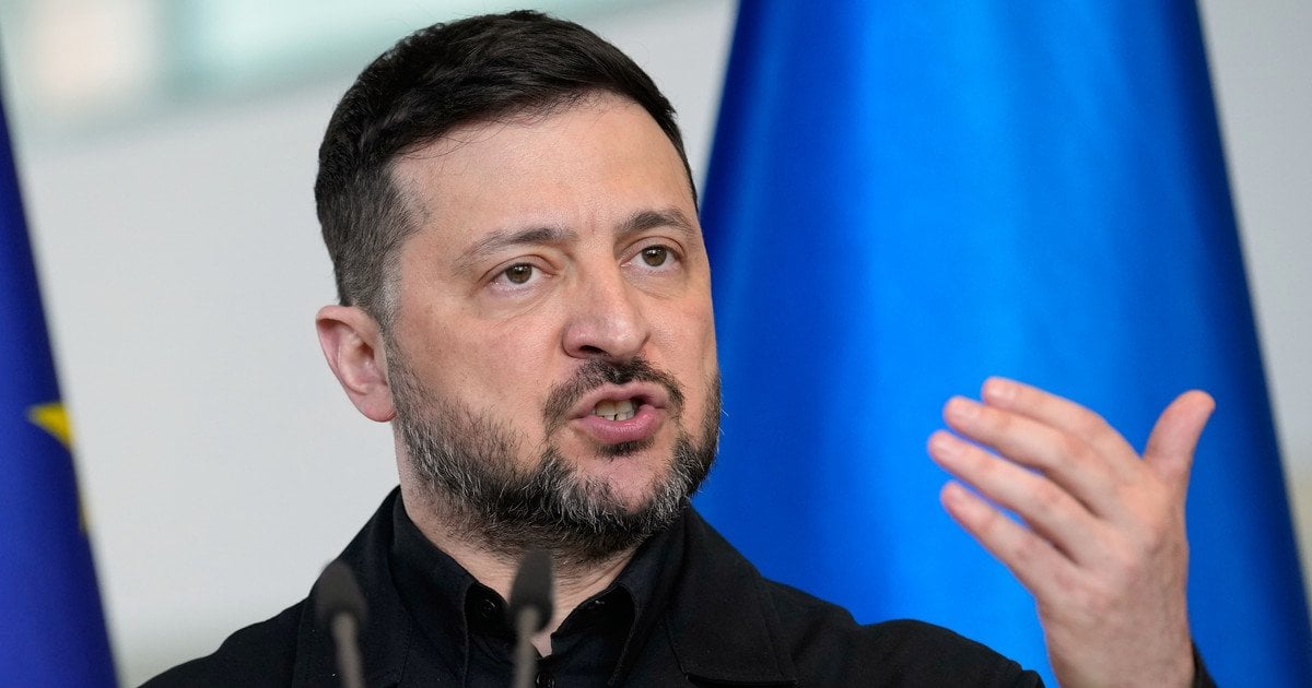 Зеленський закликав до посилення ППО після ракетного удару по Києву 77