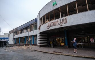 КМДА планує встановити тимчасовий наземний пішохідний перехід біля метро «Лук'янівська» після пошкоджень 17