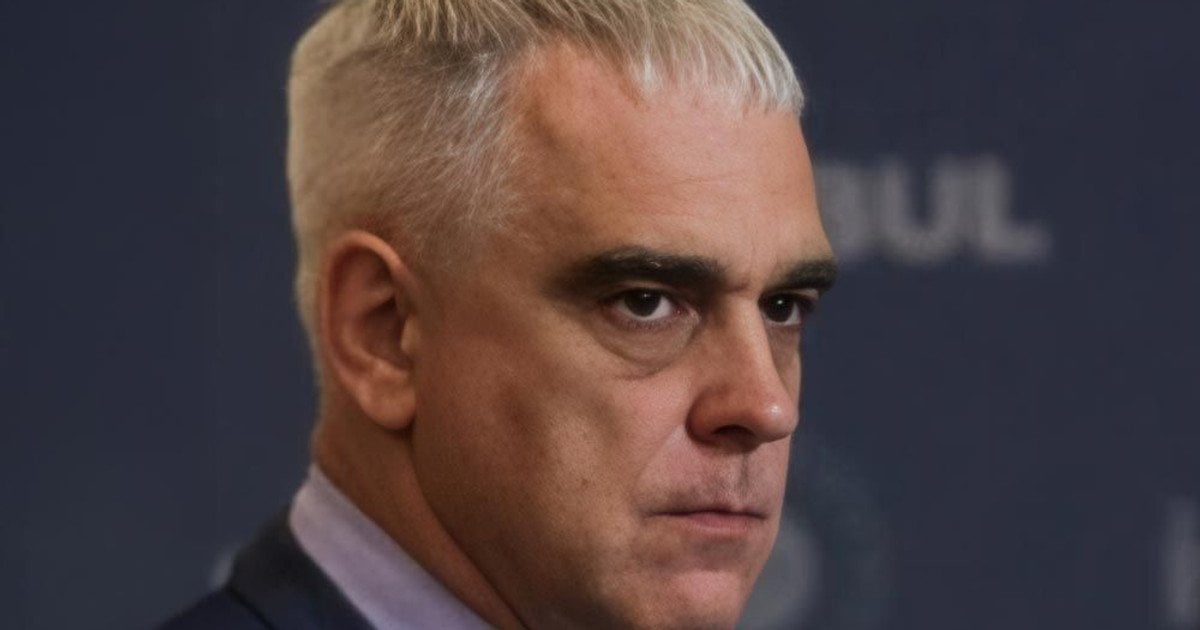Зеленський призначив Олександра Поклада тимчасовим головою СБУ: підстави та перспективи 49