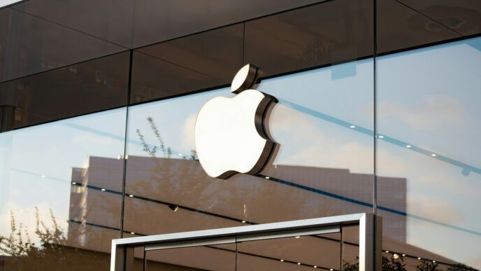 Apple випробовує китайські DRAM‑чипи: вплив на ринок США 24 Apple випробовує китайські DRAM‑чипи: вплив на ринок США 23