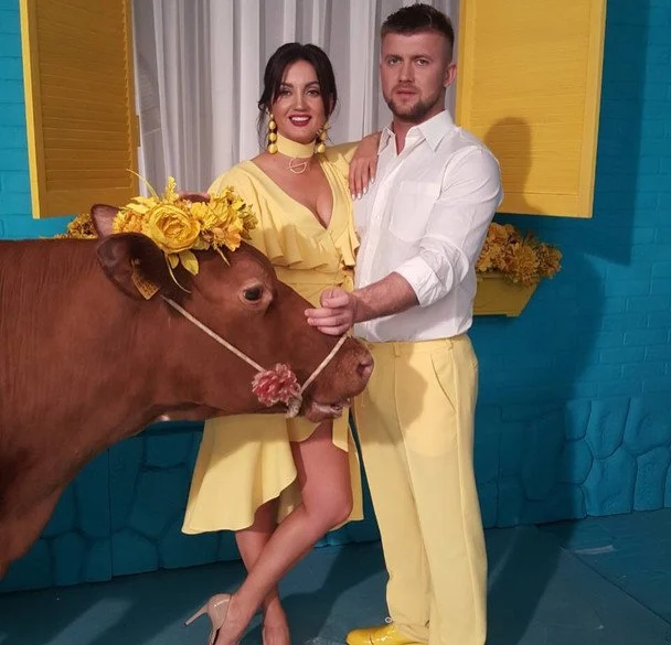 Оля Цибульська показала брата Сергія в Instagram і привітала його з днем народження 9