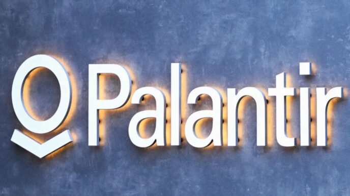 Palantir втрачає інженерний персонал через військові проєкти: причини та наслідки 12 Palantir втрачає інженерний персонал через військові проєкти: причини та наслідки 11