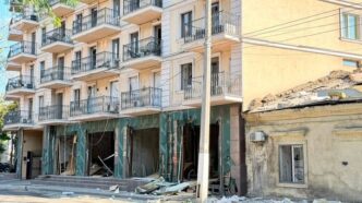 Ракетний обстріл Одеси 15 липня: пошкоджено житлові будинки, загинуло щонайменше три людини 25