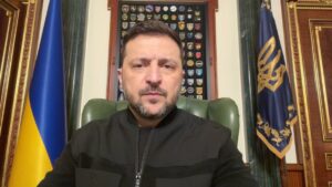 Зеленський готує вибори восени 2026: хто реальний конкурент і чому голосування за кордоном під питанням 213
