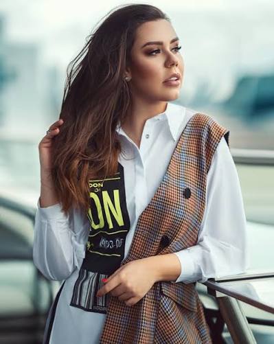 Хто така Діана Зіброва, біографія. Донька Павла Зіброва і PR-менеджерка 24 Хто така Діана Зіброва, біографія. Донька Павла Зіброва і PR-менеджерка 23