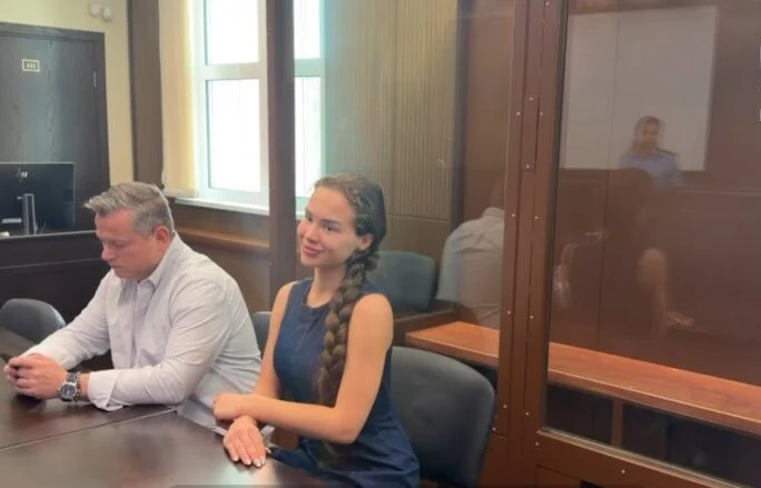 Порноактрисі Соні Мармеладовій дали 3 роки умовно і повернули вібратор 81