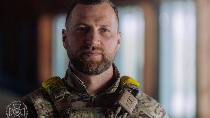 Хто такий Євгеній Хмара, біографія. Керівник "Альфа" СБУ і в.о. Міоноборони 8 Хто такий Євгеній Хмара, біографія. Керівник "Альфа" СБУ і в.о. Міоноборони 7