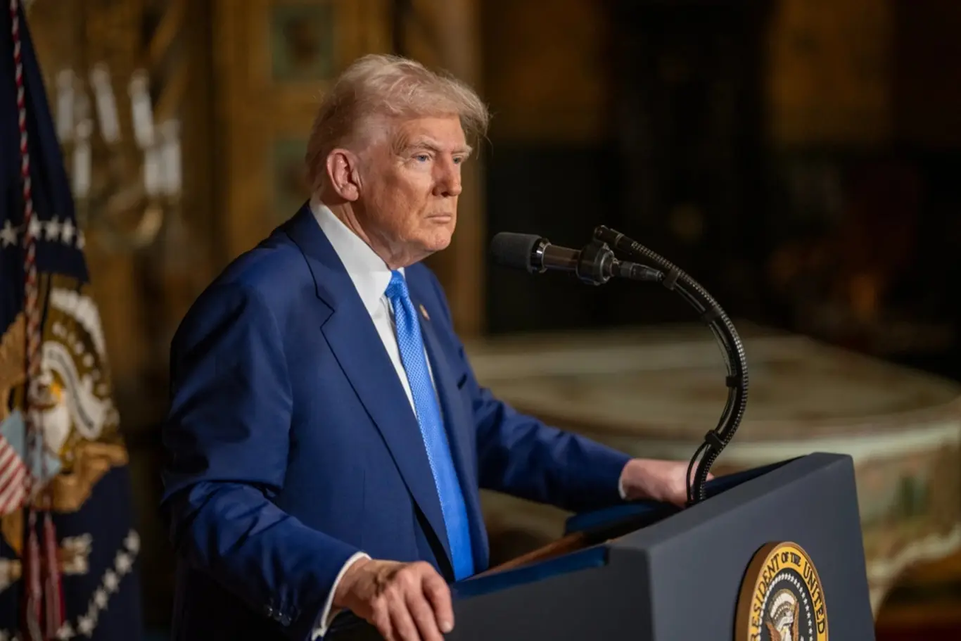 Трамп загрожує тюремним ув'язненням за витік даних про нестачу ракет 23