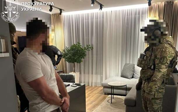 Майор ДШВ Костянтин Свірідов звинувачений у підміні військових продовольчих поставок і незаконному збагаченні на 26 млн грн 16 Майор ДШВ Костянтин Свірідов звинувачений у підміні військових продовольчих поставок і незаконному збагаченні на 26 млн грн 15