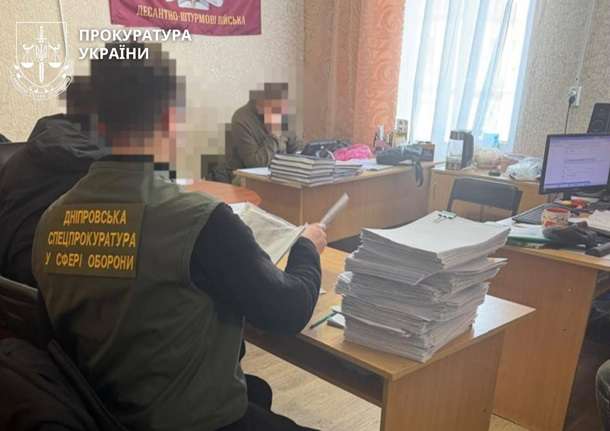 Майор ДШВ Костянтин Свірідов звинувачений у підміні військових продовольчих поставок і незаконному збагаченні на 26 млн грн 8 Майор ДШВ Костянтин Свірідов звинувачений у підміні військових продовольчих поставок і незаконному збагаченні на 26 млн грн 7
