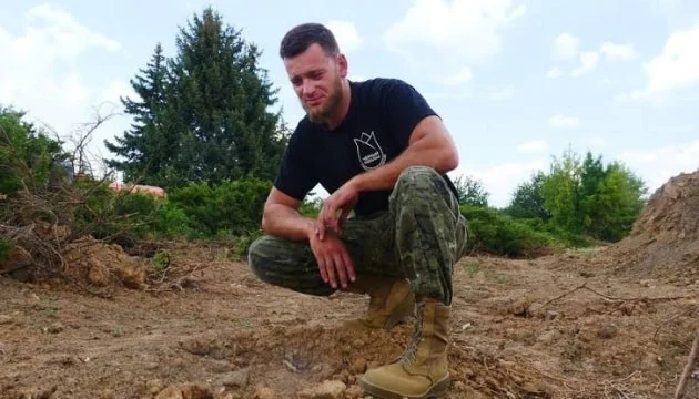 Хто такий Олексій Юков, біографія героя-пошуковця, який повертав імена загиблим 6 Хто такий Олексій Юков, біографія героя-пошуковця, який повертав імена загиблим 5