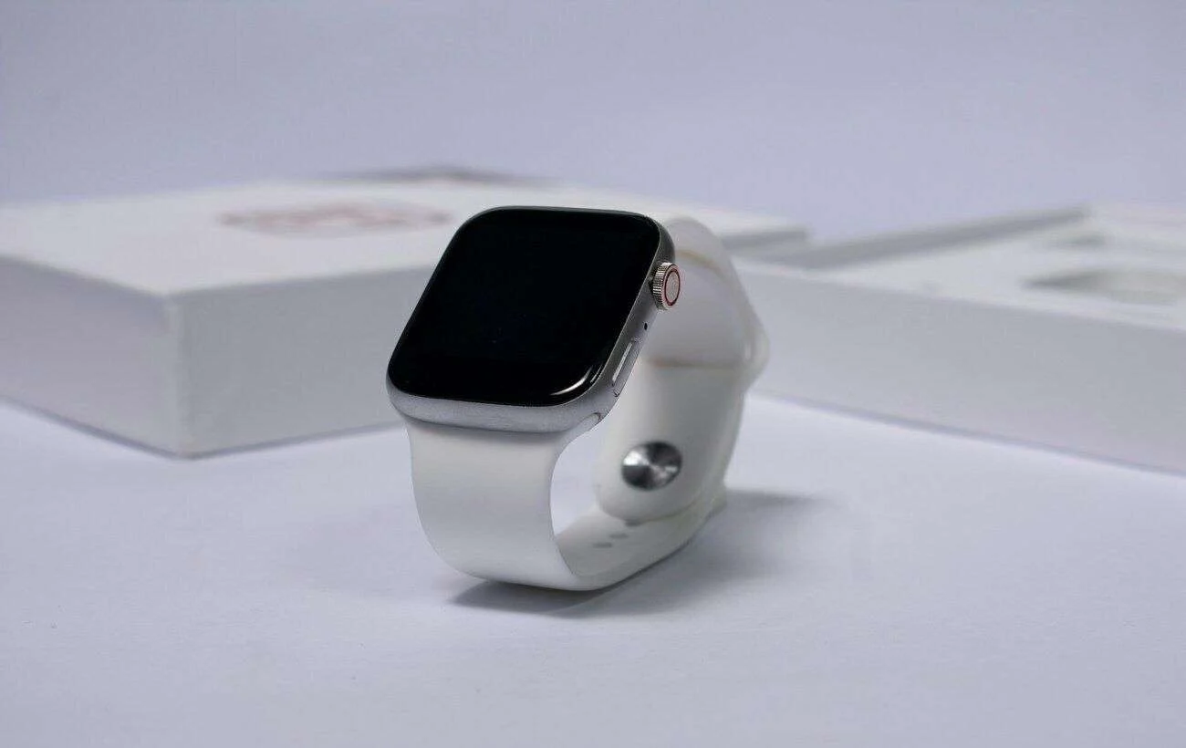Apple Watch Series 12 повертає керамічний корпус у преміальну лінійку 53