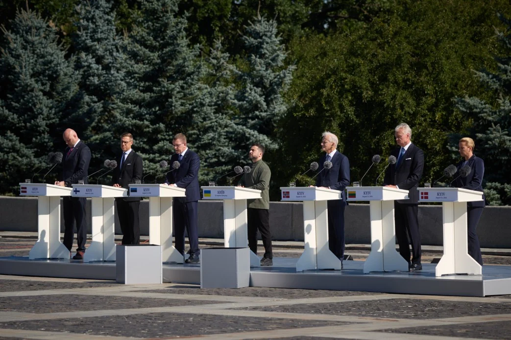 Звернення Володимира Зеленського з нагоди Дня Державного Прапора (відео) 13