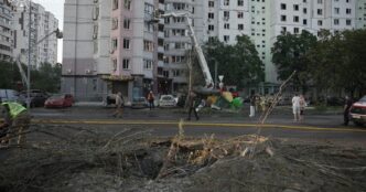 Російська нічна атака на житлові будинки в Києві: оновлені дані про загиблих і поранених 17