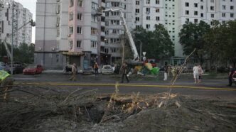 Російська нічна атака на житлові будинки в Києві: оновлені дані про загиблих і поранених 17