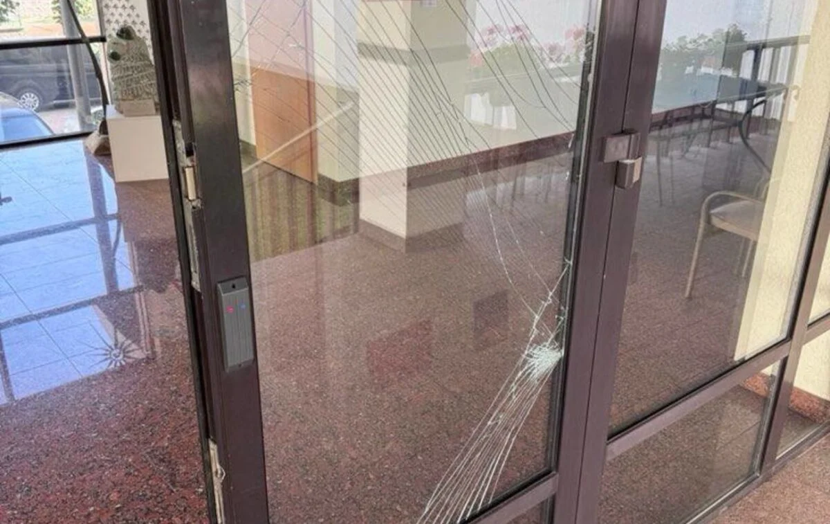 Пошкодження посольства Литви в Києві під час нічної атаки Росії 1 серпня 2026 157
