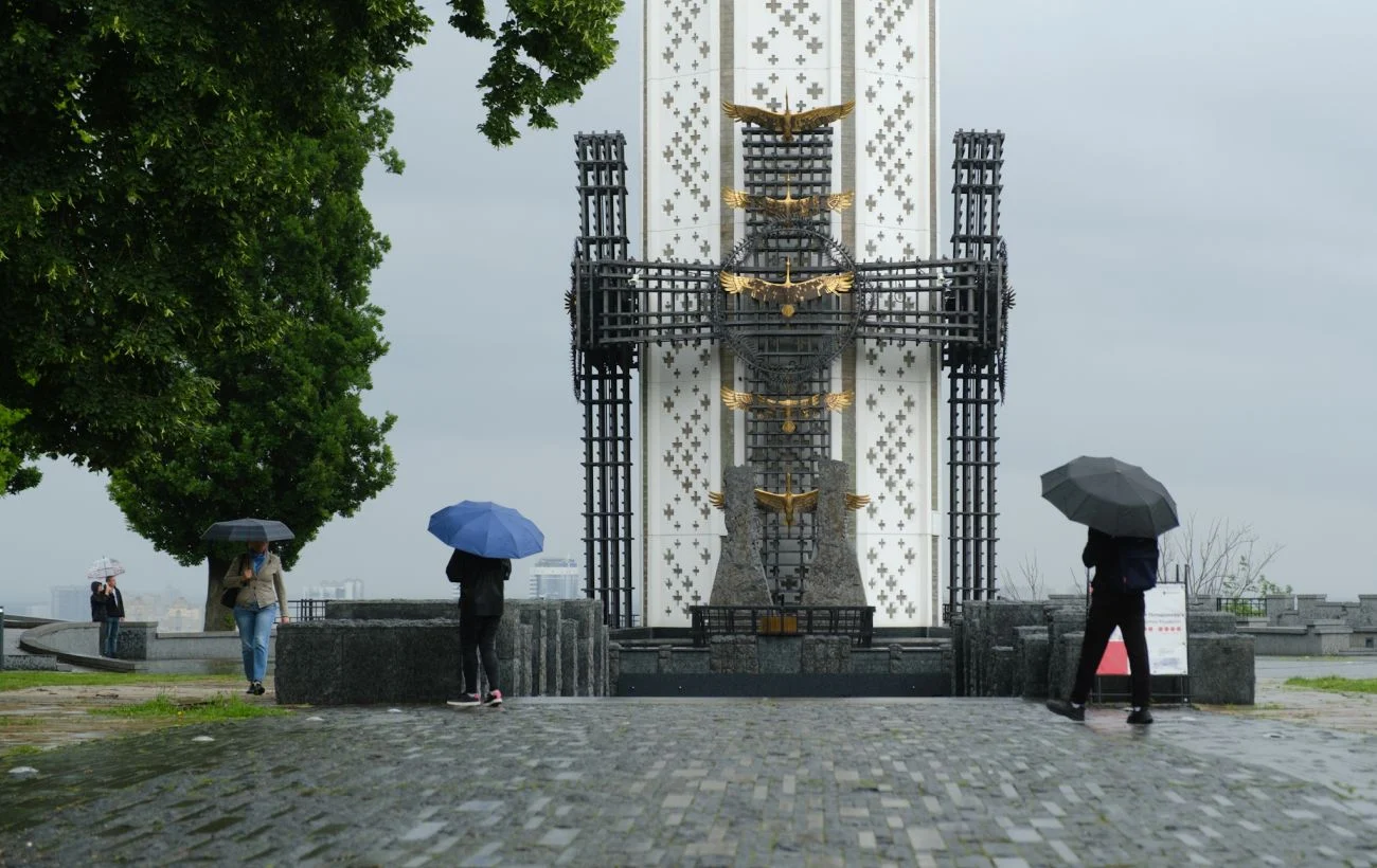 Прогноз погоди на 26 серпня 2026: можливі дощі та грози в центральних та південних регіонах України 13