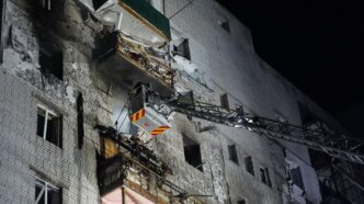 Дрон з шрапнеллю вчинив удар по багатоповерховці в Смілі: 5 поранених 369
