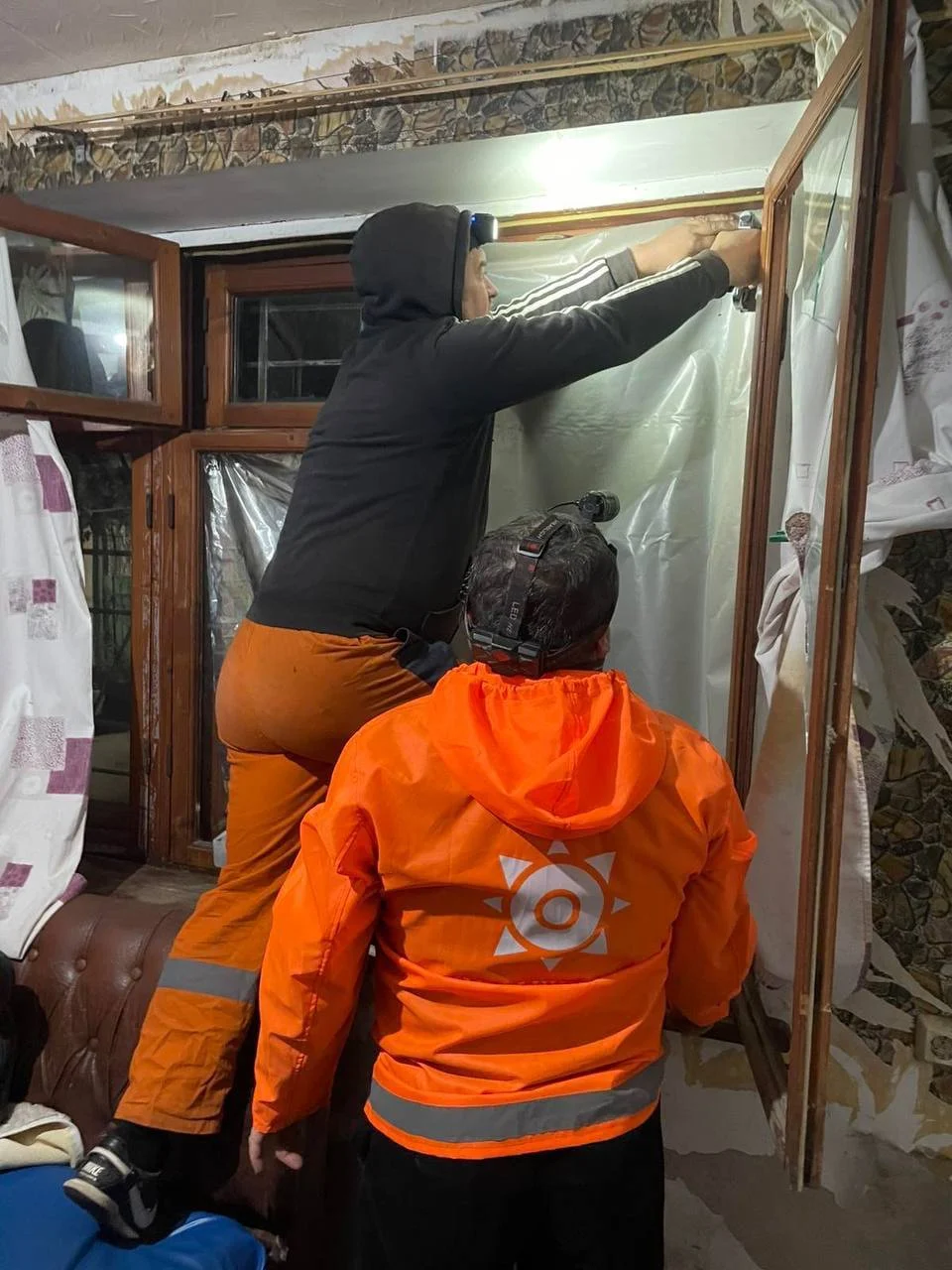 Російська атака на Одесу: пошкоджено медичний заклад, вибито вікна в 10 будинках і школі 5