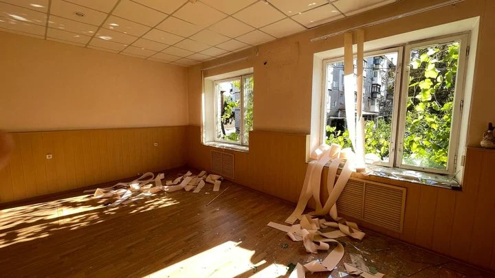 Пошкодження будівлі «Суспільного» у Кривому Розі після російського удару (фото) 9