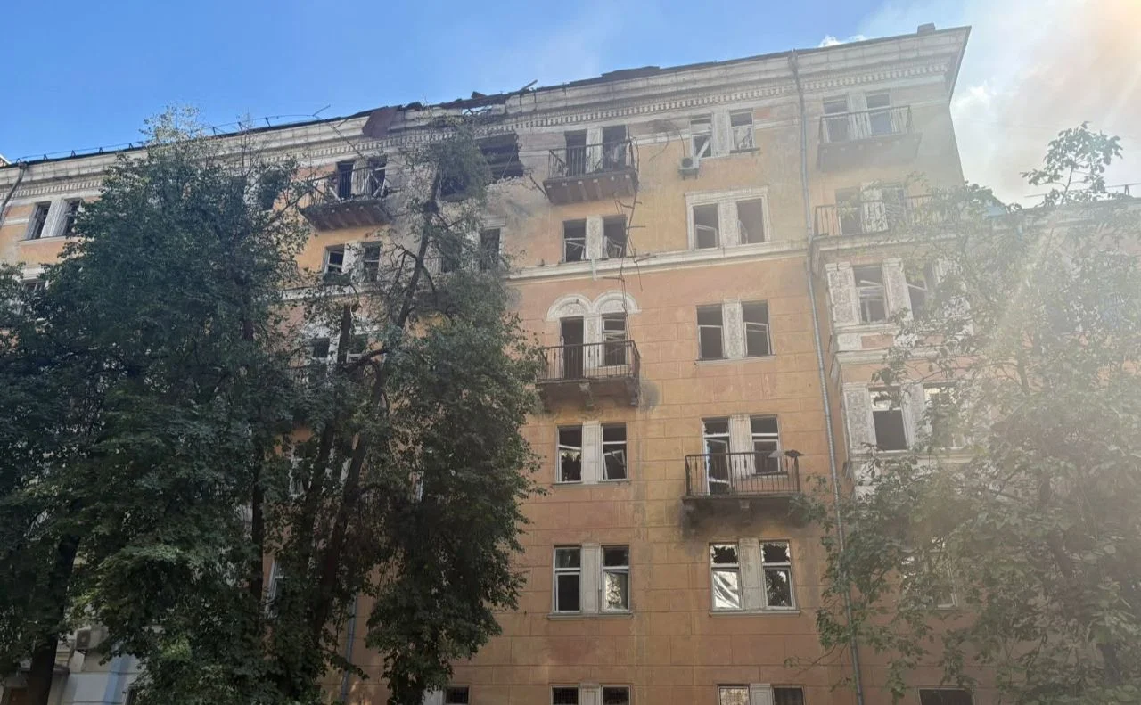 160 студентів в укритті: шахед влучив у університет у центрі Києва під час занять 39