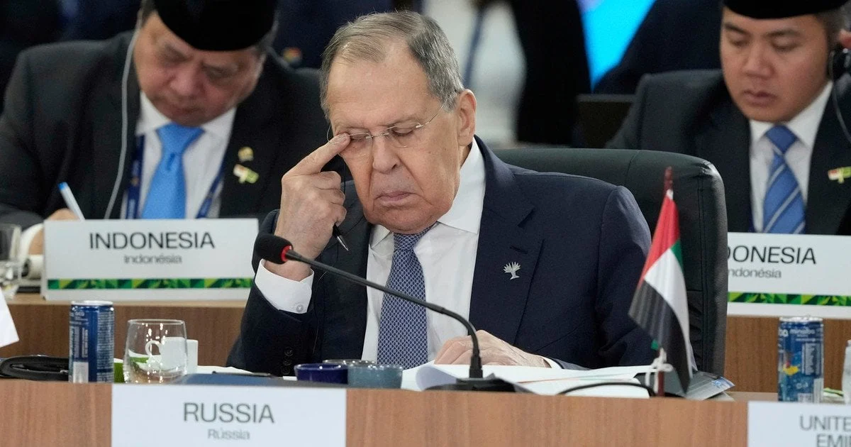 Лавров звинуватив Україну в нацизмі та оголосив нові умови щодо конфлікту 13