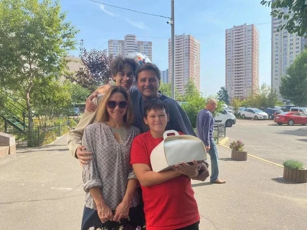Вʼячеслав Довженко: шлюб 17 років, розлучення та нова наречена у 2026 р. 11