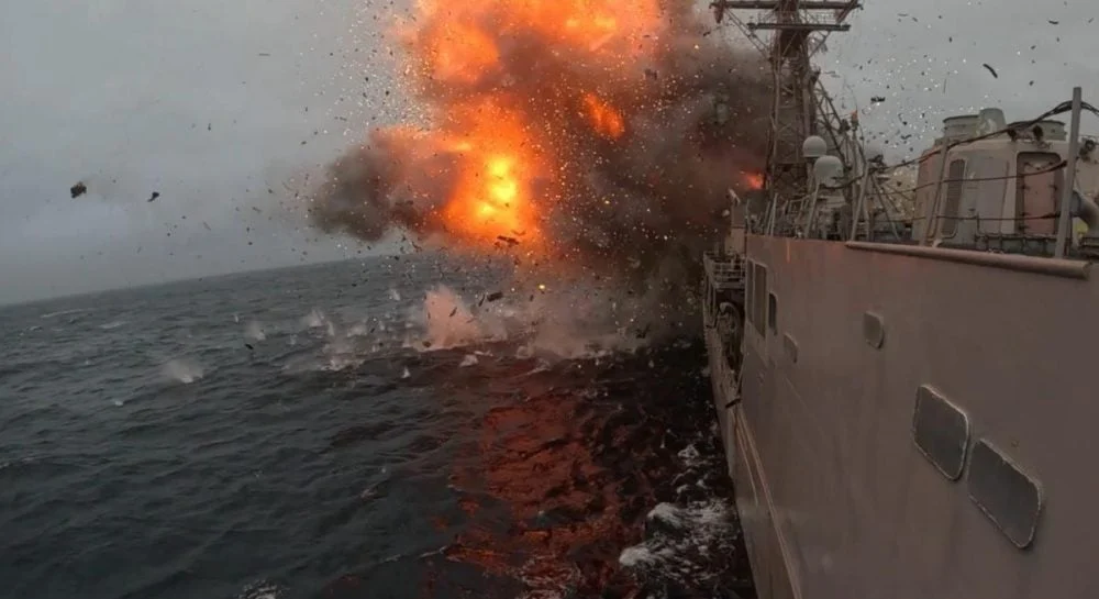 Американський фрегат USS Klakring затонув під час навчань Atlantic Thunder 26 біля Шотландії 29