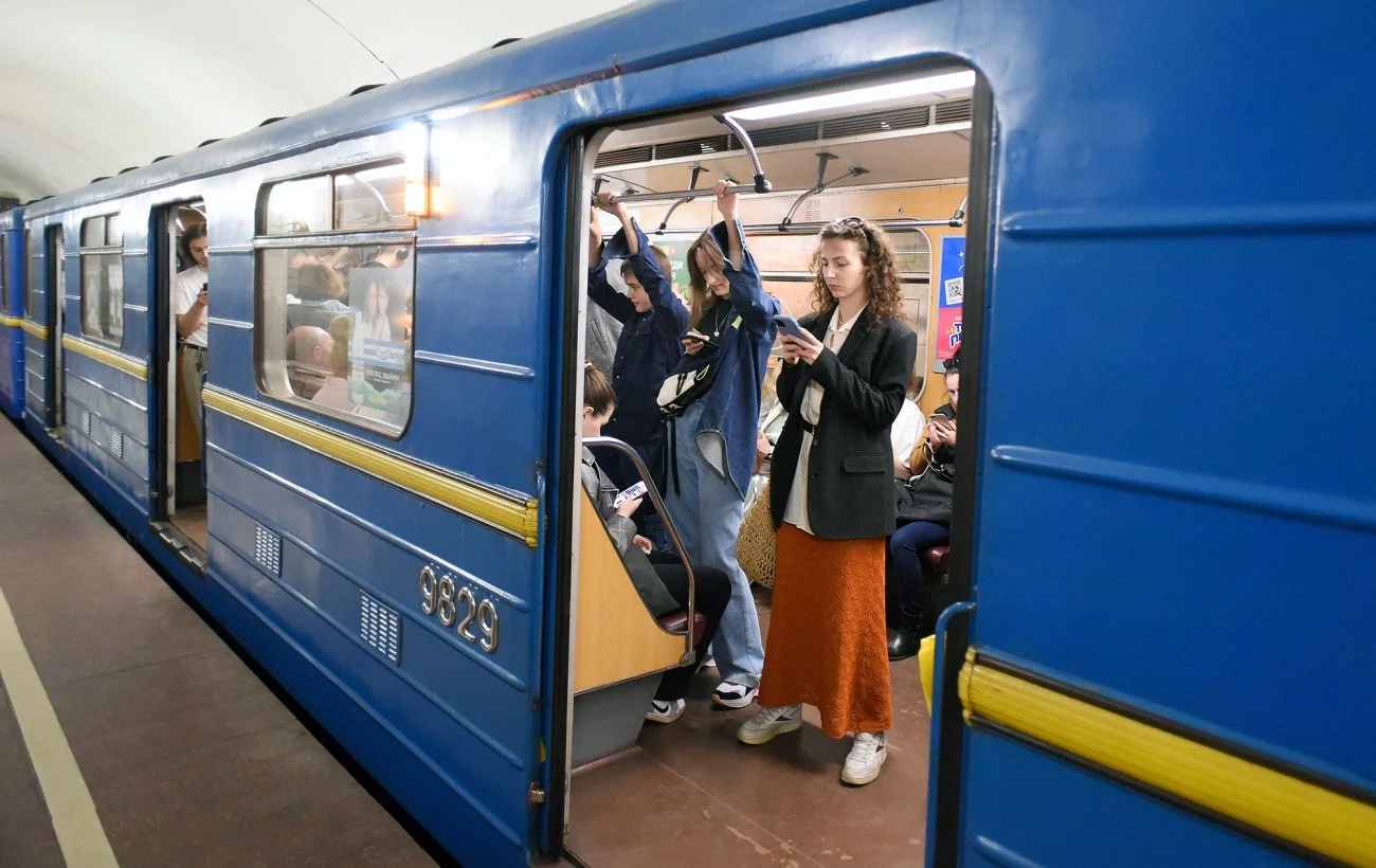 Київське метро випробує новий режим руху на наземній ділянці: план та терміни 13