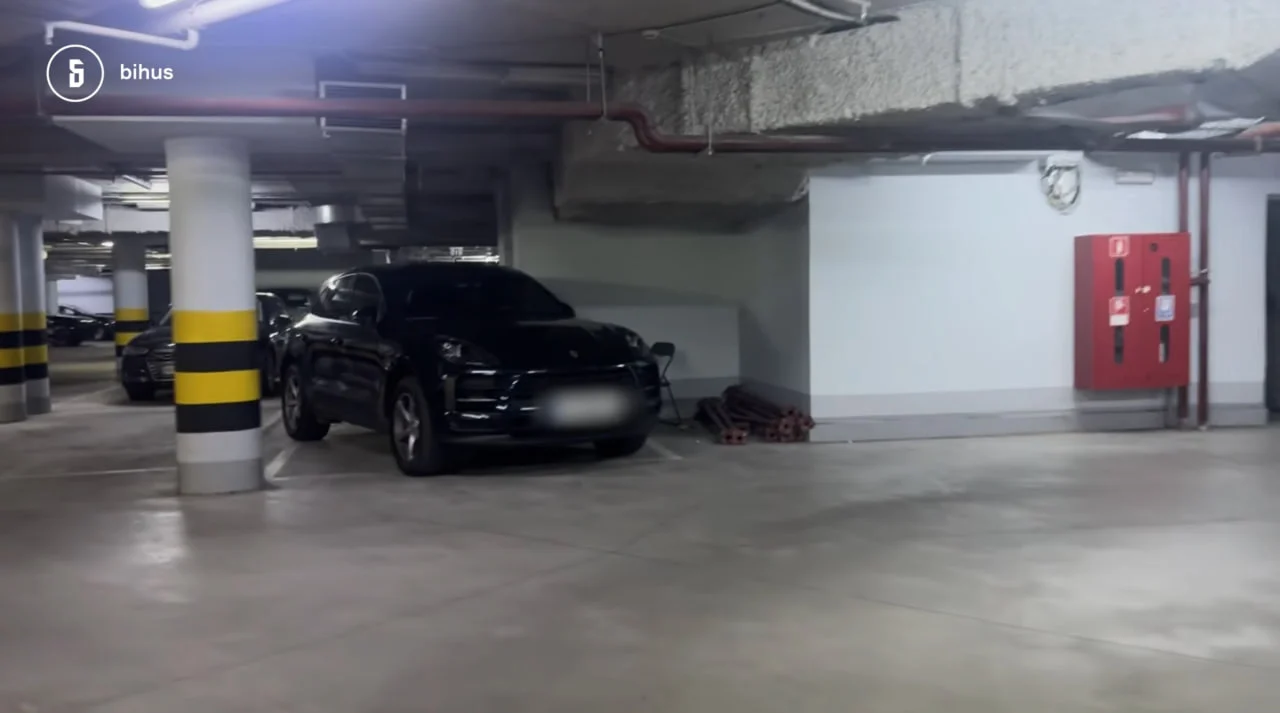 Віталій Кім: Квартира за $350 тисяч, Porsche втікача та 18 000 гектарів 10 Віталій Кім: Квартира за $350 тисяч, Porsche втікача та 18 000 гектарів 9