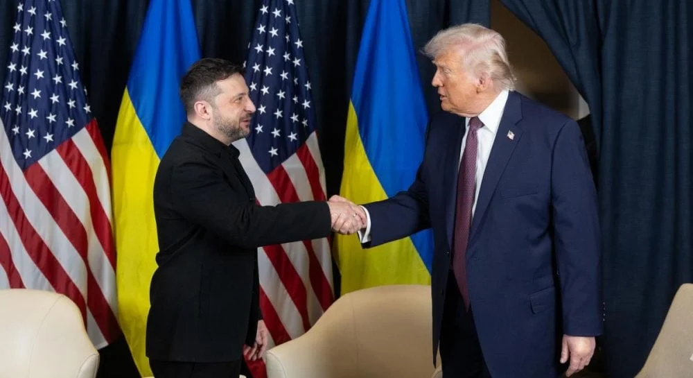 Трамп закликає замінити Зеленського, в Україні лише «знизали плечима» – NYT 25