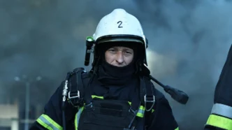 Російський дрон вночі 9 жовтня вразив торговий центр «Епіцентр» в Чернігові – пожежа та пошкодження 365