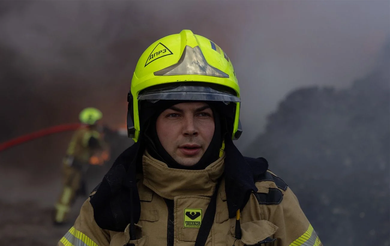 Дрон‑атака російських сил на п’ятиповерховий будинок у Вінниці: 6 поранених, пошкоджено інфраструктуру 15