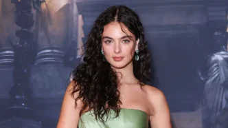 Донька Моніки Беллуччі у сукні Dior на прем’єрі «Привид опери» у Парижі 353