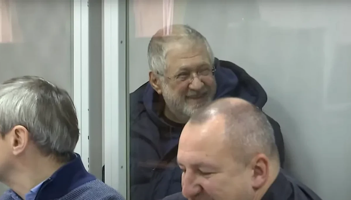 Коломойський: «Я б і сам не вийшов» 35