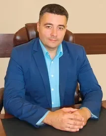 Декларації Юрія Дорошенка: фінансові аномалії і дешеві будинки 8 Декларації Юрія Дорошенка: фінансові аномалії і дешеві будинки 7