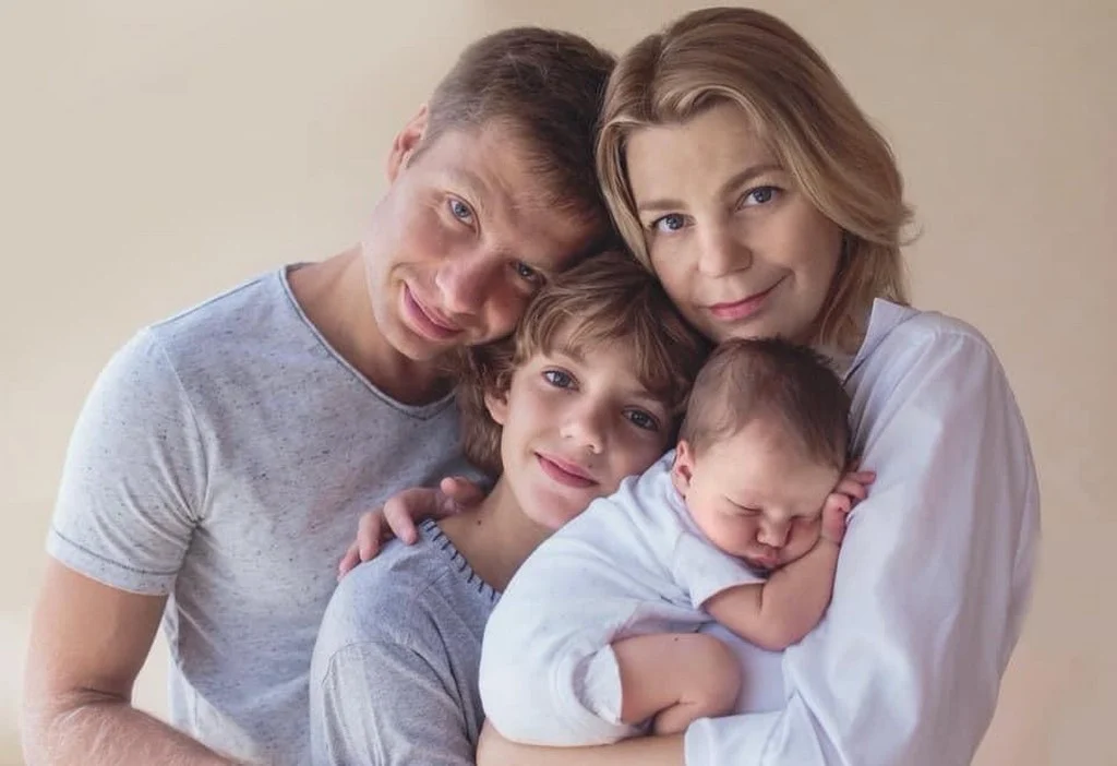 Хто такий Олексій Гончаренко, біографія скандального депутата-популіста та «співця капітуляції» 14 Хто такий Олексій Гончаренко, біографія скандального депутата-популіста та «співця капітуляції» 13