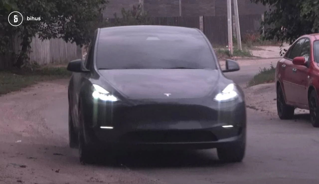Родина Володимира Нідзельського: Маєток за $2,1 млн у Лісниках і бізнес в окупації 8 Родина Володимира Нідзельського: Маєток за $2,1 млн у Лісниках і бізнес в окупації 7
