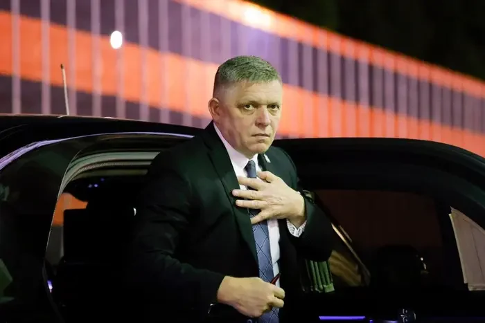 Прем’єр Словаччини Роберт Фіцо оголосив візит до Львова та підготовку переговорів з Росією 6 Прем’єр Словаччини Роберт Фіцо оголосив візит до Львова та підготовку переговорів з Росією 5
