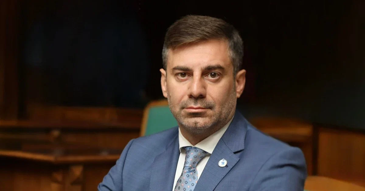 Хто такий Дмитро Лубінець: біографія омбудсмена України, захисника прав людини під час війни 29 Хто такий Дмитро Лубінець: біографія омбудсмена України, захисника прав людини під час війни 28