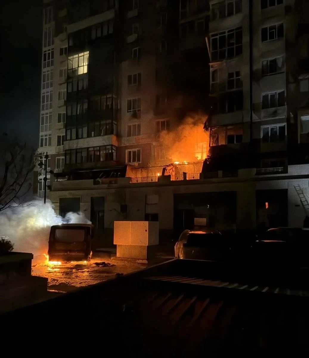 Атака дронів у Умані 16 жовтня 2026 р.: пожежа в багатоповерхівці, 5 постраждалих 6