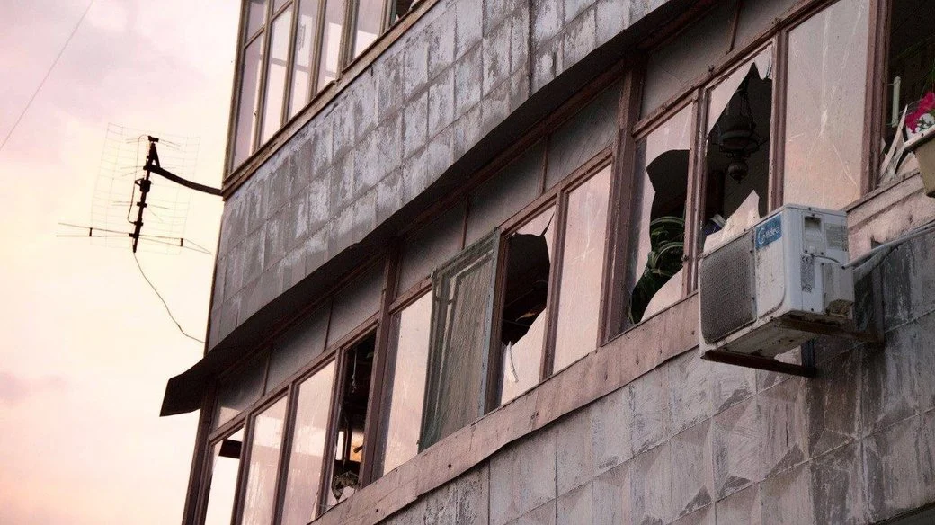 Реактивний КАБ упав у Дніпро: місцеві пабліки фіксують приліт 7 Реактивний КАБ упав у Дніпро: місцеві пабліки фіксують приліт 6