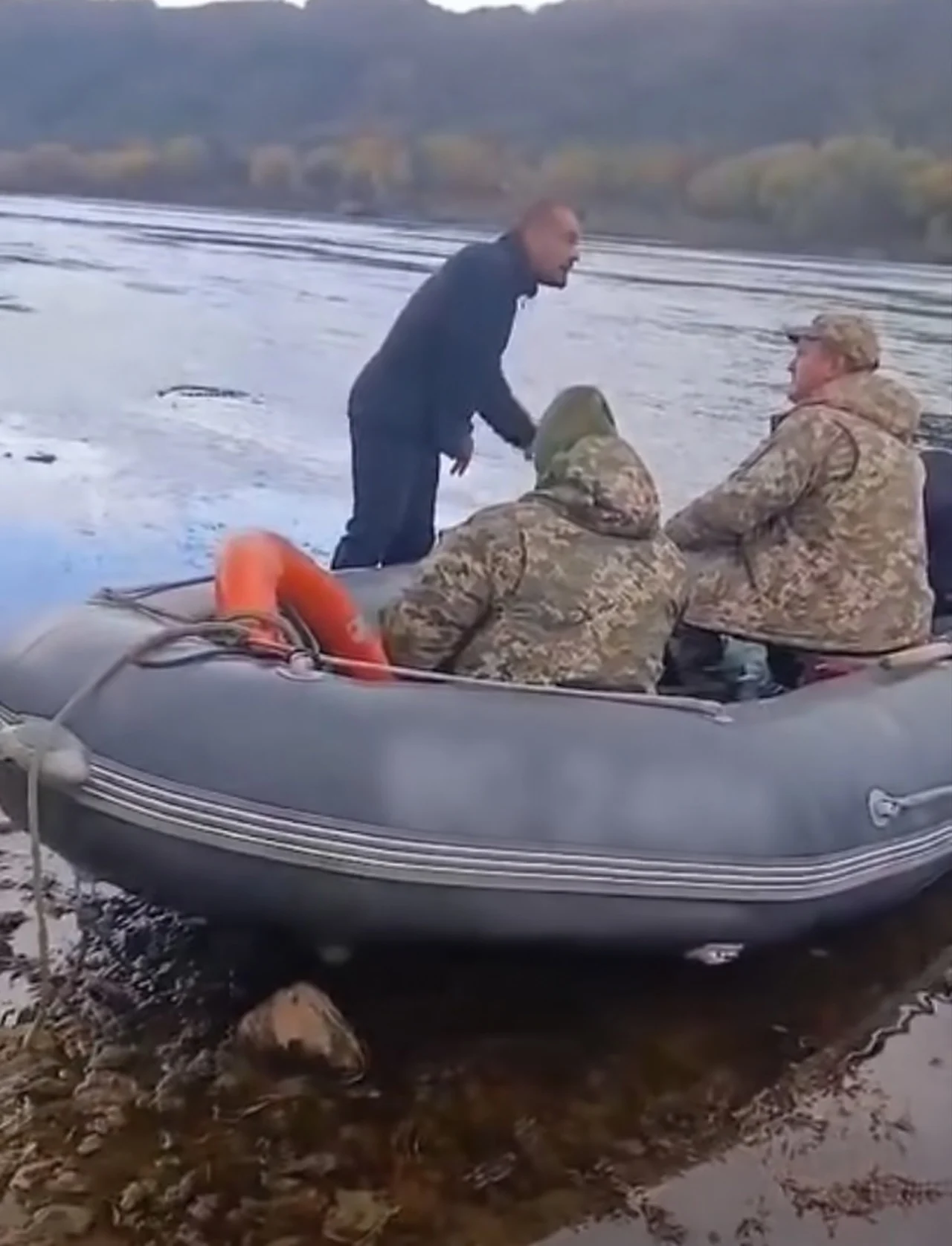 У Молдові затримали двох українських прикордонників під час погоні на човні 7