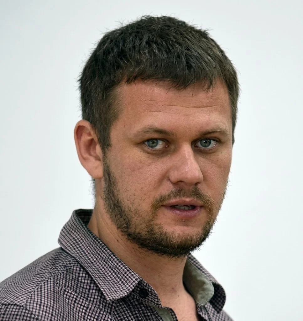 Хто такий Денис Казанський, біографія журналіста із Донецька 12